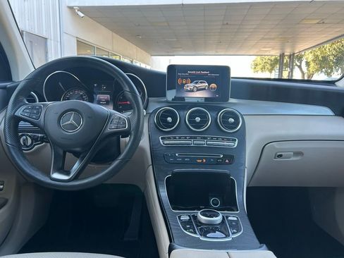 Used 2019 Mercedes-Benz GLC 300 4MATIC image 49