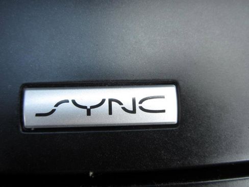 Used 2019 Ford Explorer Limited image 27