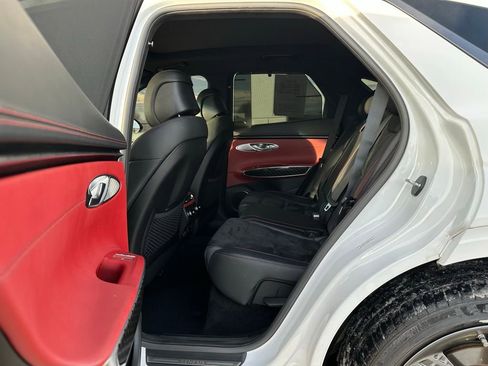 Used 2022 Genesis GV70 3.5T Sport w/ Sport Prestige Package image 21