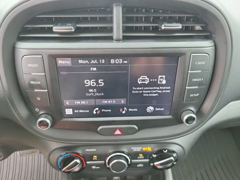 Used 2024 Kia Soul LX w/ Option Group 015 FWD image 19