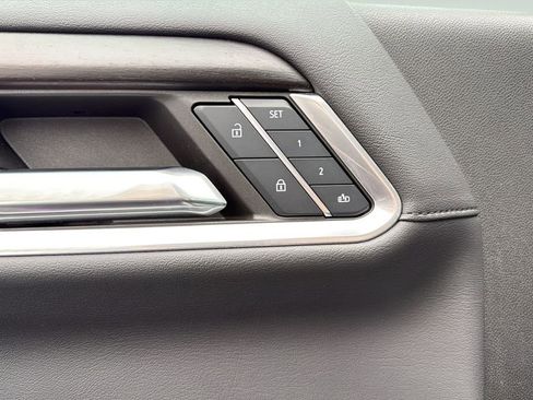 Used 2024 GMC Sierra 2500 Denali w/ Denali Reserve Package image 25