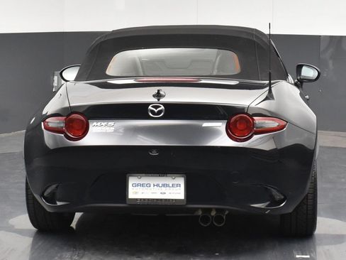 Used 2019 MAZDA MX-5 Miata Grand Touring RWD image 18