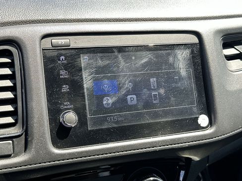 Used 2021 Honda HR-V Sport image 12
