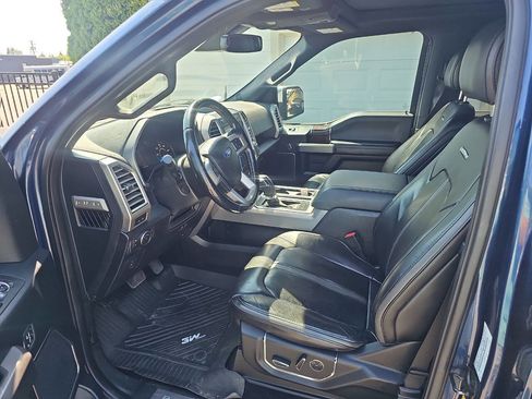 Used 2017 Ford F150 Platinum w/ Equipment Group 701A Luxury image 7