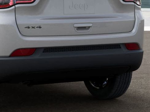 New 2026 Jeep Compass Latitude AWD/4WD image 13