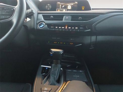 Used 2022 Lexus UX 250h w/ Premium Package image 11