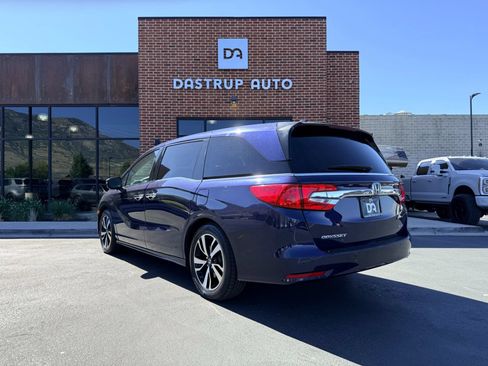 Used 2019 Honda Odyssey Elite image 6