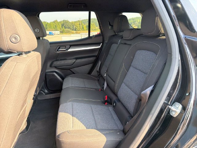 Used 2025 GMC Terrain Elevation AWD/4WD image 32