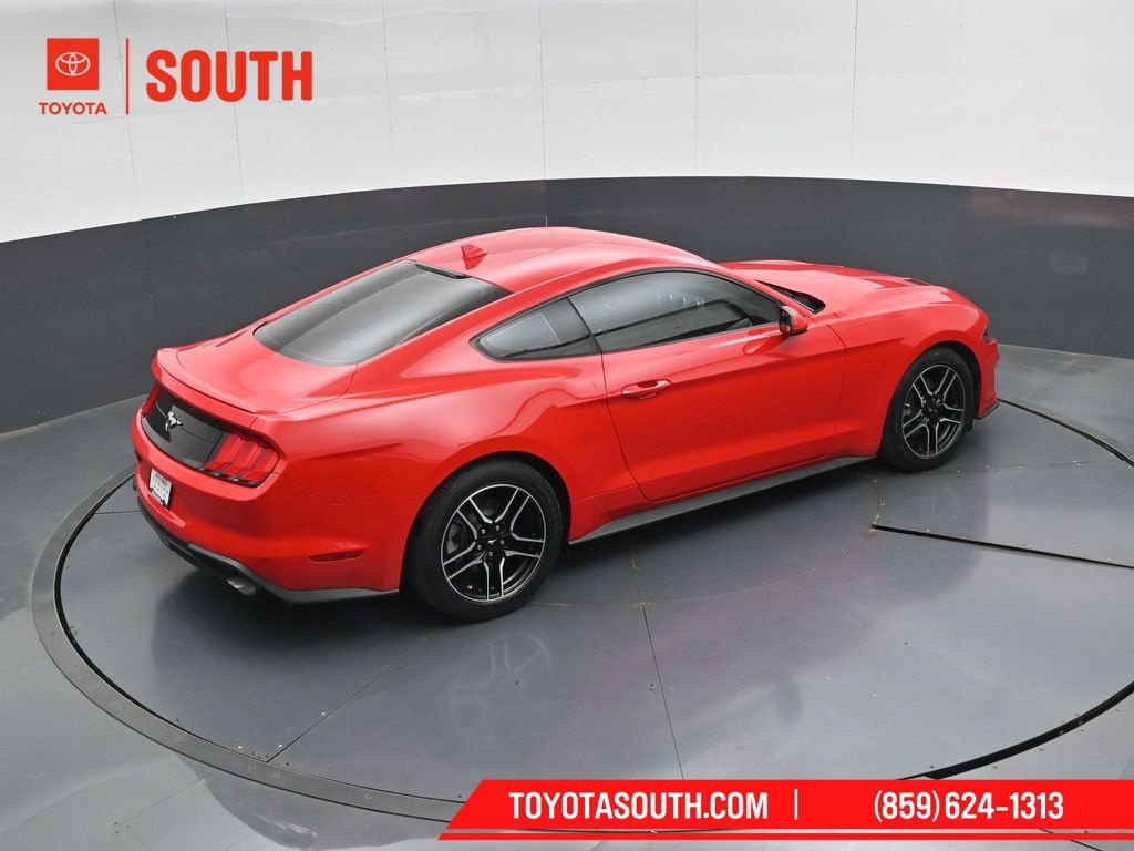 Used 2022 Ford Mustang Premium RWD image 39