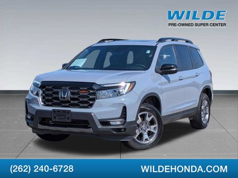 Used 2023 Honda Passport TrailSport image 1