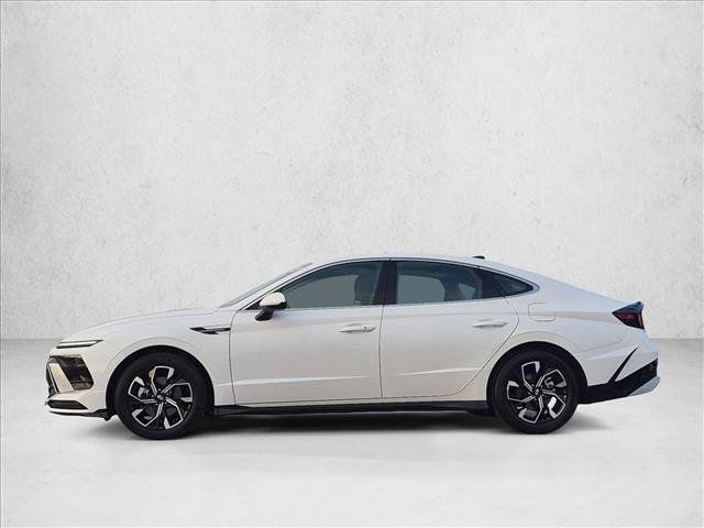 Used 2025 Hyundai Sonata SEL FWD image 9