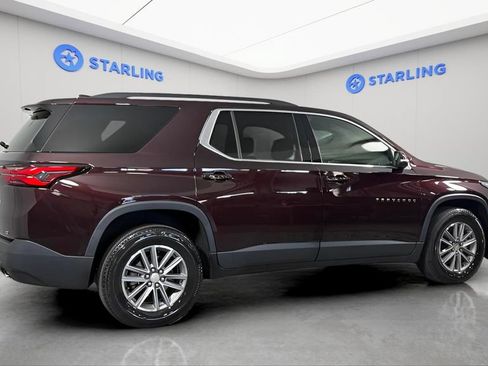 Used 2022 Chevrolet Traverse LT FWD image 10