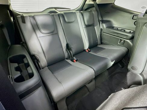 Used 2023 Subaru Ascent Onyx Edition image 36