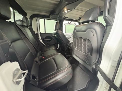 Used 2020 Jeep Gladiator Rubicon image 19
