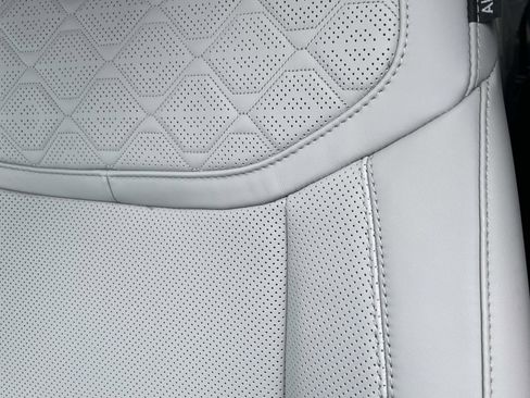 New 2026 Ford Explorer Platinum AWD/4WD image 13