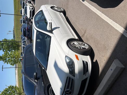 Used 2013 Mercedes-Benz C 250 Sedan image 8