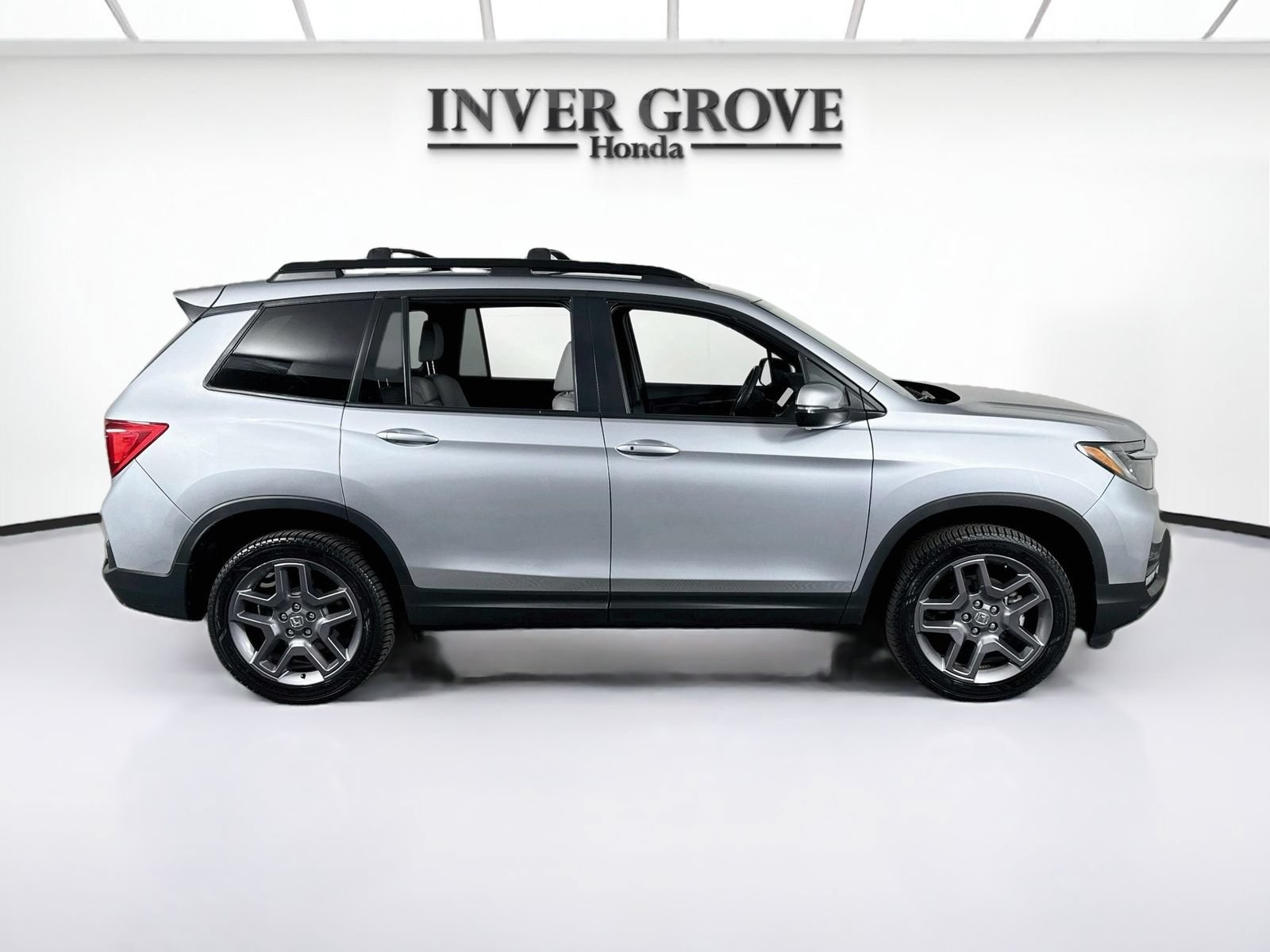 Certified 2023 Honda Passport EX-L image 4
