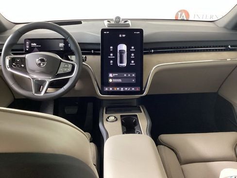 New 2026 Volvo EX90 Ultra image 11