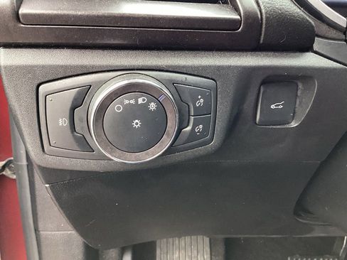 Used 2019 Ford Fusion Titanium image 29