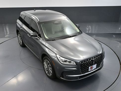 Used 2024 Lincoln Corsair Reserve w/ Towing Package image 58