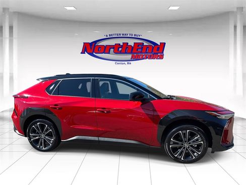 Used 2023 Toyota bZ4X AWD w/ Weather Package image 2