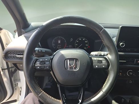 Used 2023 Honda HR-V Sport image 13