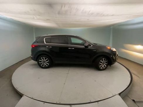 Used 2017 Kia Sportage EX w/ EX Technology Package AWD/4WD image 7