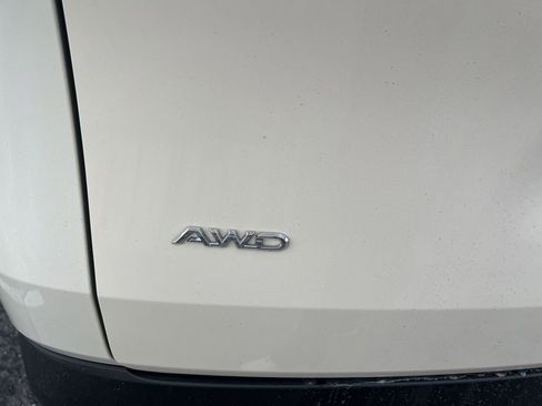 Used 2024 Toyota Grand Highlander AWD image 15