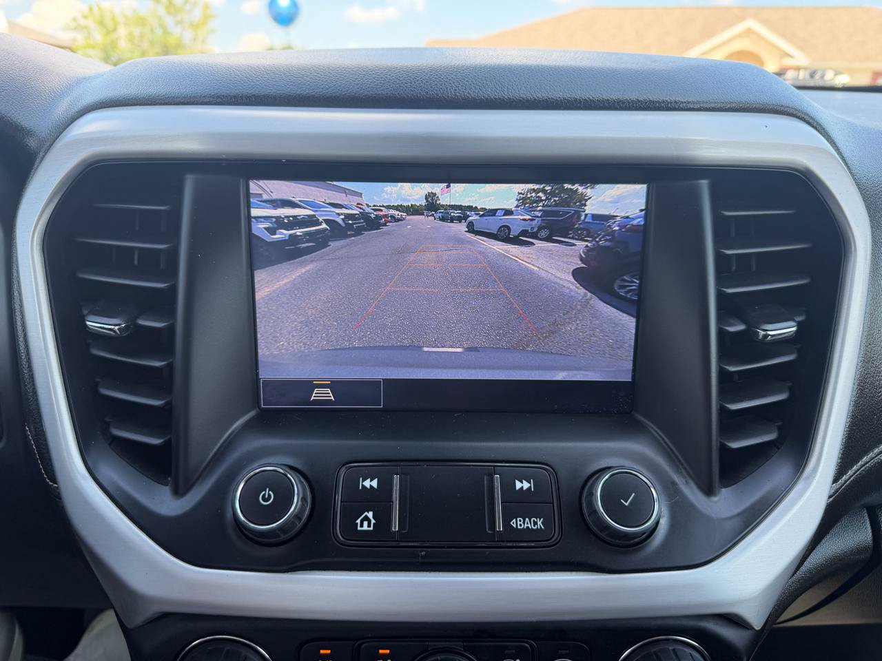 Used 2023 GMC Acadia SLT AWD/4WD image 28
