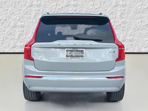 Used 2024 Volvo XC90 B6 Plus AWD/4WD image 4