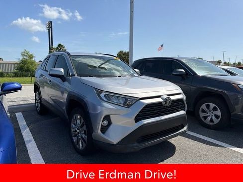 Used 2021 Toyota RAV4 XLE Premium FWD image 1