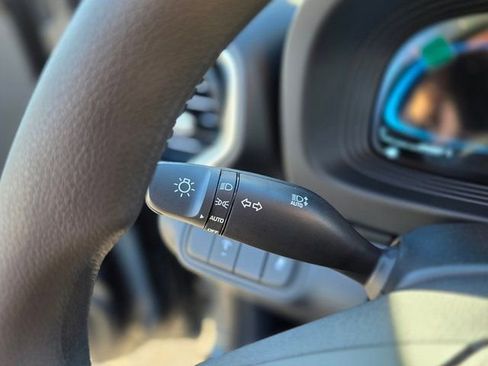 New 2026 Hyundai Venue SE image 31