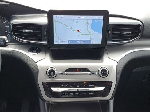 Certified 2023 Ford Explorer XLT w/ Equipment Group 202A image 30