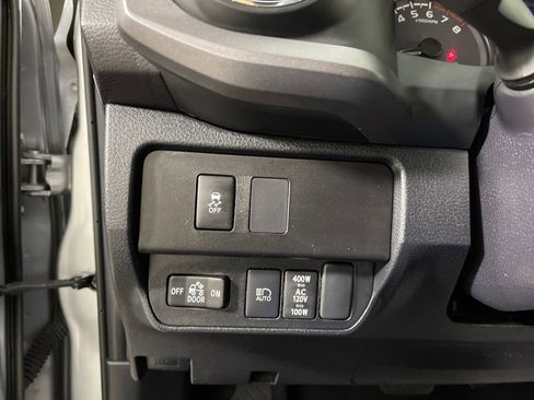 Certified 2023 Toyota Tacoma TRD Off-Road image 30