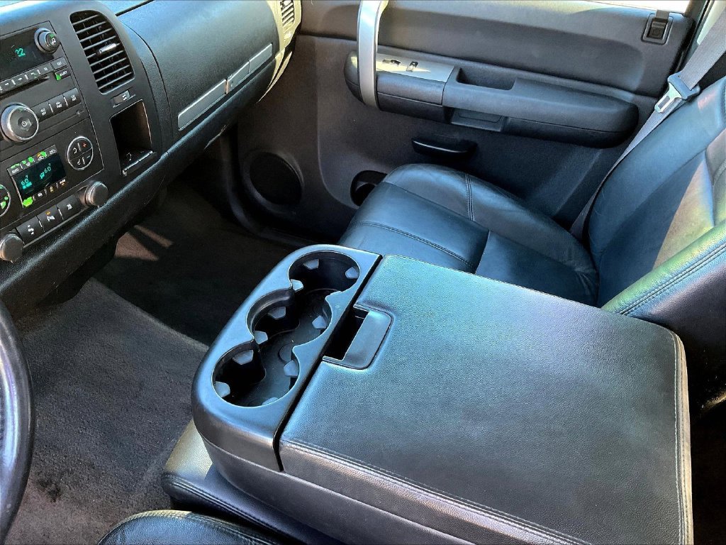 Used 2008 Chevrolet Silverado 1500 LT w/ All Star Edition AWD/4WD image 20