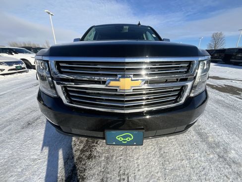 Used 2020 Chevrolet Suburban Premier w/ Premier Plus Edition image 32