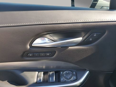 Used 2024 Cadillac XT4 Premium Luxury image 27