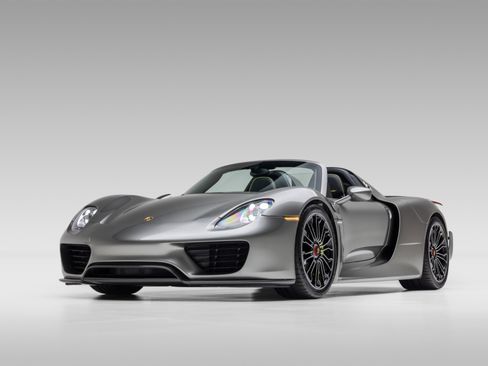 Used 2015 Porsche 918 Spyder AWD/4WD image 61