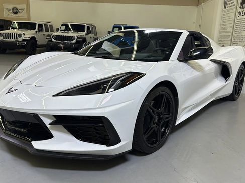 Used 2023 Chevrolet Corvette Stingray Coupe w/ 1LT image 5