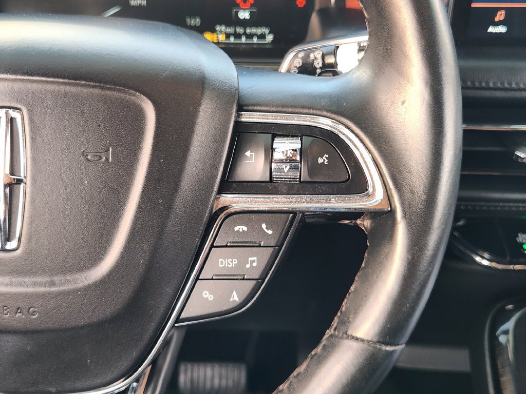 Used 2023 Lincoln Nautilus Reserve AWD/4WD image 28