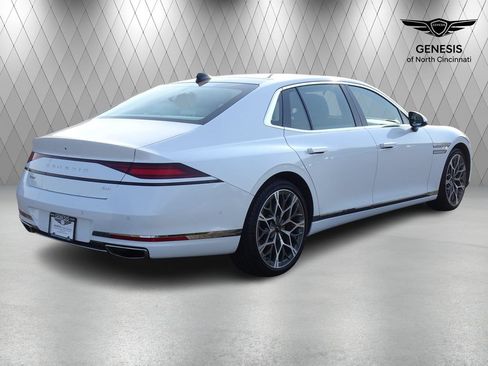 Used 2025 Genesis G90 3.5T AWD/4WD image 6