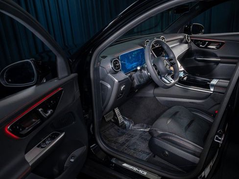 New 2026 Mercedes-Benz GLC 43 AMG 4MATIC image 10