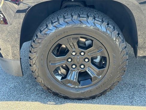 Used 2019 Chevrolet Tahoe LS image 13