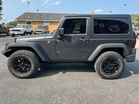 Used 2018 Jeep Wrangler Sport image 7