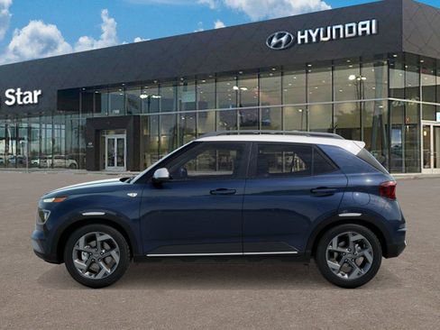 New 2026 Hyundai Venue SEL image 3