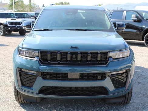 New 2026 Jeep Grand Cherokee L Limited AWD/4WD image 2