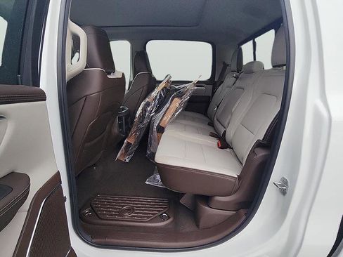 New 2026 RAM 1500 Laramie w/ Laramie Southwest Edition AWD/4WD image 16
