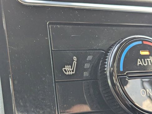 Used 2023 Nissan Armada SL w/ Captain's Chairs Package image 25