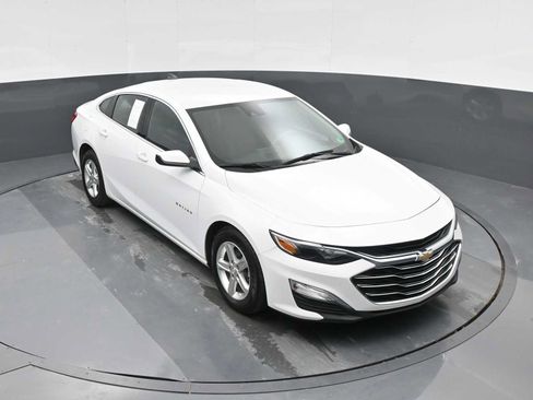 Used 2022 Chevrolet Malibu LS w/ Driver Confidence Package II FWD image 21