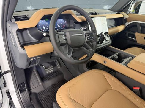 New 2026 Land Rover Defender 110 S AWD/4WD image 4